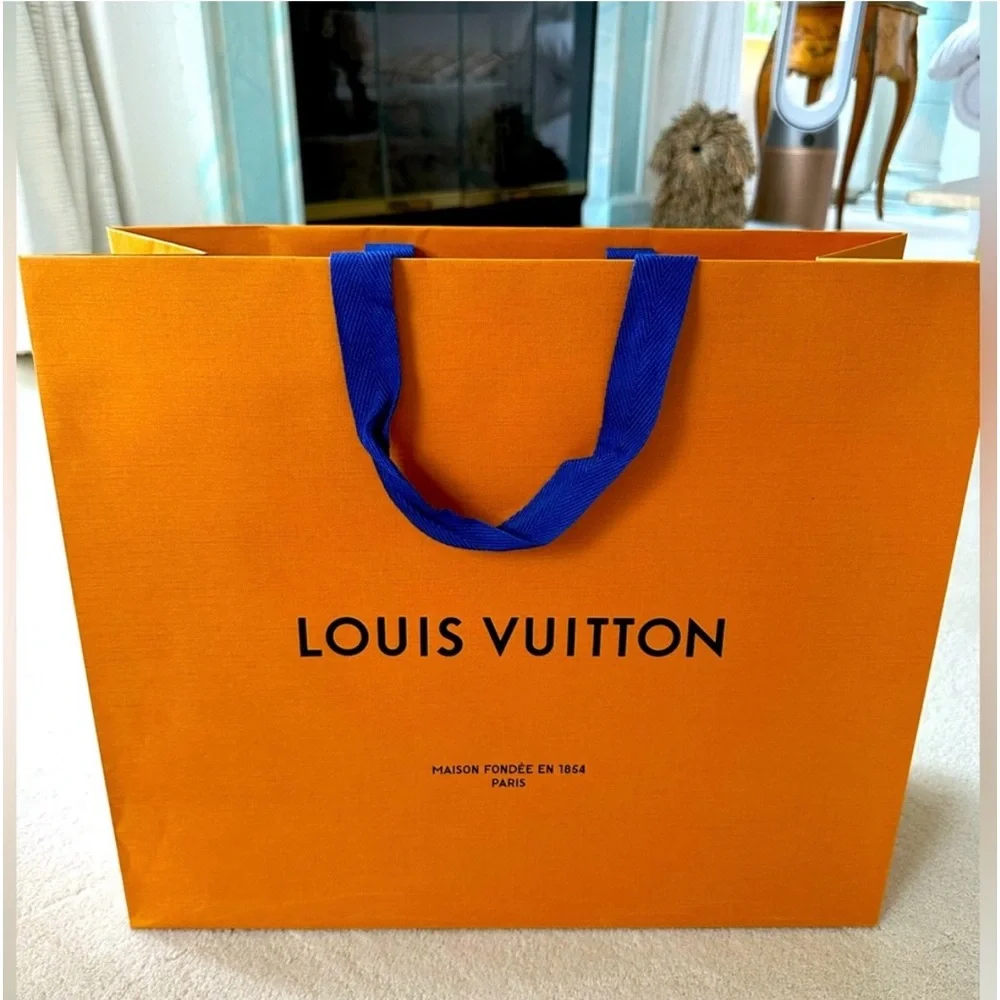 Authentic Louis Vuitton Paper Bag- 3pcs. - Picture 5 of 8